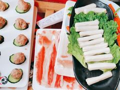 -二荆条·蜀鲜汇城市森林火锅