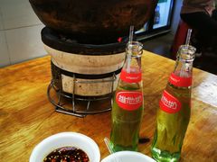 炭炉果鸡煲-威邵鸡煲(西华路总店)