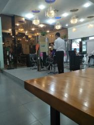 -佰亿Salon·烫染造型