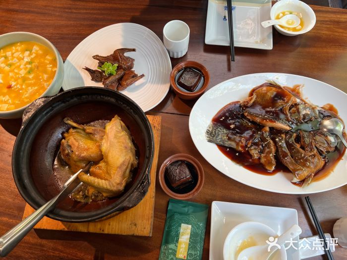 山外山·林语花园餐厅图片