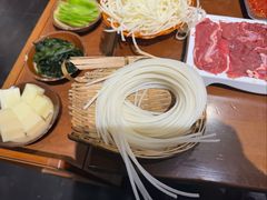 -黔有有贵州酸汤夺夺粉火锅(五味十字店)