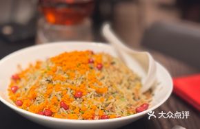 Dadeng Purple Seaweed Sea Urchin Fried Rice