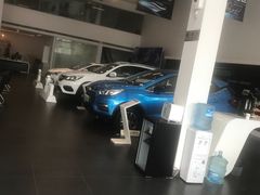 -弘仁宝佳比亚迪4S店(宝山旗舰店)