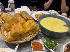 -蔼若春.传承三十年云南菜(金碧公园店)