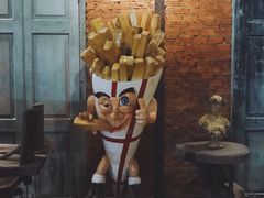 -席娜卡琳火车铁道夜市