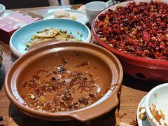 -有红鸡毛店·川菜(建设路店)