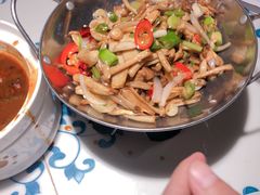 -小菜园新徽菜(常州武进吾悦店)