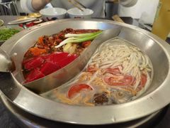 -四小区火锅·巷子里的重庆火锅(花照壁店)