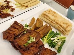 -大鸭梨烤鸭店(金顶街店)