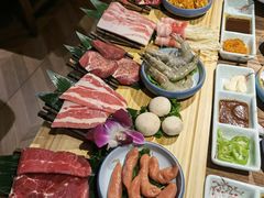 -明洞阿姨·韩式酱蟹烤肉·创意料理(三元桥店)