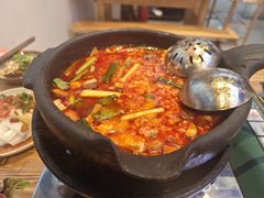 -黔二妞地摊火锅(龙华清湖店)