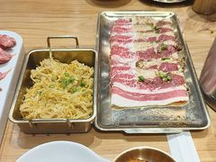 -青瓦餐厅·生鱼片·韩园烤肉(西塔店)
