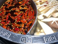 -销魂美蛙鱼头火锅(上海首店)