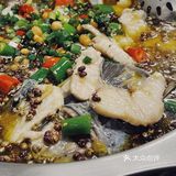 冒菜米线也好吃～btw非常好奇老板的黄焖鸡了