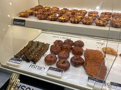 -HOT CRUSH趁热集合·现烤面包(环球港店)