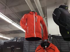 -迪卡侬(南二环店)