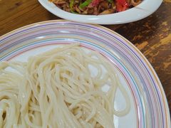 -歹歹的加个面过油肉拌面
