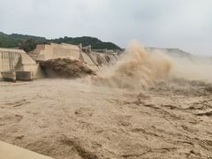-黄河小浪底水利枢纽风景区