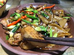 农家回锅肉-灶东家民间菜(回兴店)
