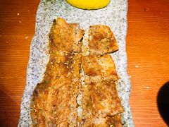 盐烤三文鱼皮-鳗鱼家·深夜食堂(军博店)