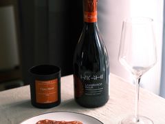 -wineapp葡萄酒餐吧(外滩金融中心店)