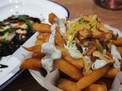 -MOMENTI手工意面(晶耀前滩店)