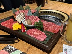 -炼火烤肉店