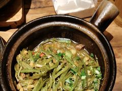 -有红鸡毛店·砂锅菜(抚琴夜市店)