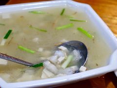 龙鱼豆腐汤-温州一家人美食(西木头市店)