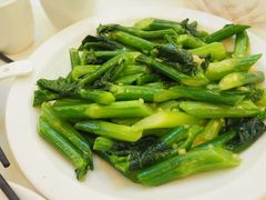白灼菜心远-万山楼海鲜酒家·二十三年老字号