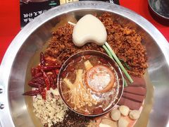 谭血鸭红锅底-谭鸭血老火锅(漳州路店)