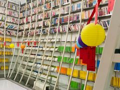 -钟书阁(松江泰晤士小镇店)