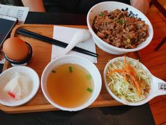 -熊吞·大碗丼烧肉饭(济宁万达广场店)