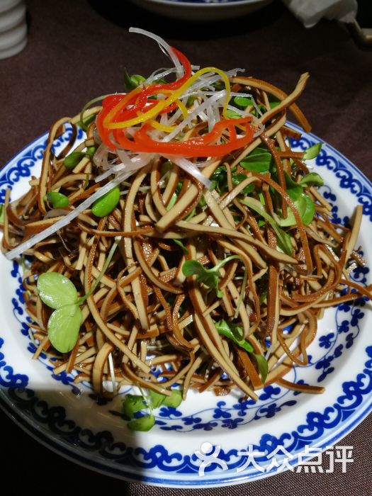 香椿苗黑豆丝