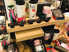 零售区-星巴克臻选(北京蓝色港湾RO店)