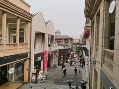 -王府井奥莱临潼小镇(临潼店)