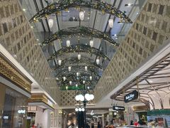 -杭州大厦LSE城市生活超市(杭州大厦店)