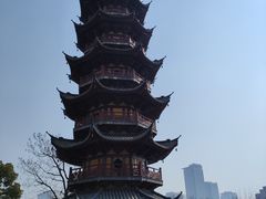-龙华寺