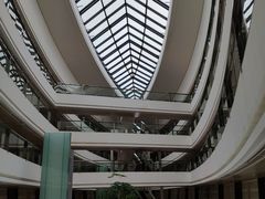 -上海滴水湖皇冠假日酒店