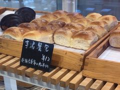 -焙丽拾光(麦凯乐直营店)