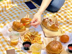 -LESCEDARS Brasserie Bistro香柏树