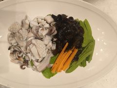 -新丁香海鲜酒店(银海商贸城店)