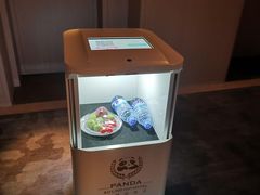 -铂领荟酒店(军区总医院熊猫基地西大门地铁站店)