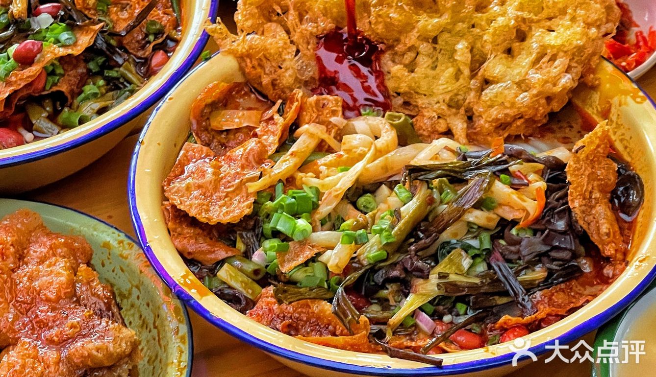 关于我在西安坐车一小时也要去吃的首家糖水和柳州螺蛳粉 