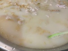 -老来福·非遗酸汤兔(凯旋路店)