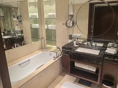 -上海波特曼丽思卡尔顿酒店