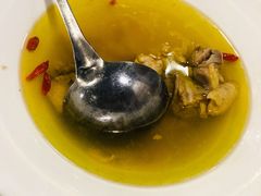 墨鱼鸡汤-喜洋洋(中山四路店)