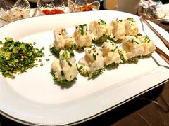 奇妙虾球-海派悦庭·海胆烧麦·新融合菜(凯德广场店)