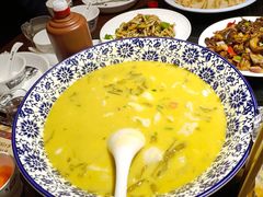 -东口码头·烧鸽子·鱼头泡饼·地方菜(金鹰悦城店)