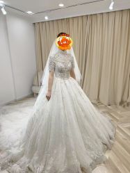 -予白婚纱礼服馆